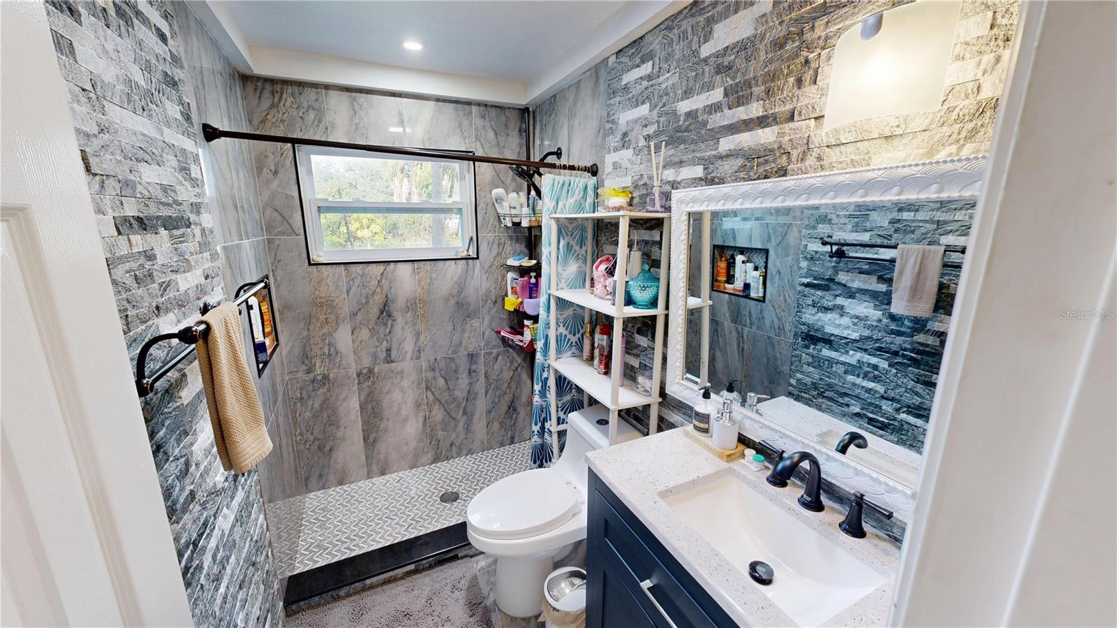 Image 27 of 64 For 606 Dali Drive