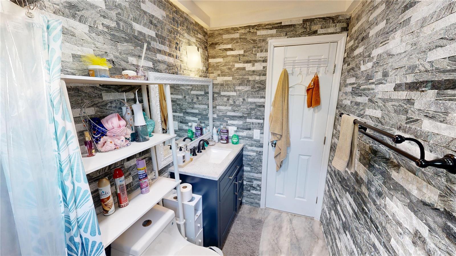 Image 28 of 64 For 606 Dali Drive