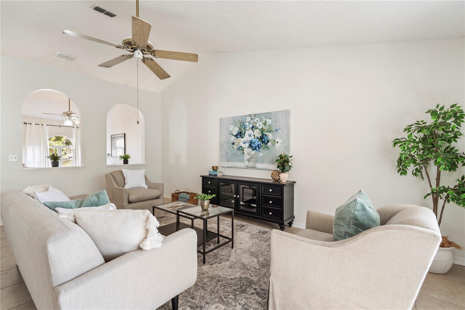 Image 4 of 33 For 3521 Orion Road