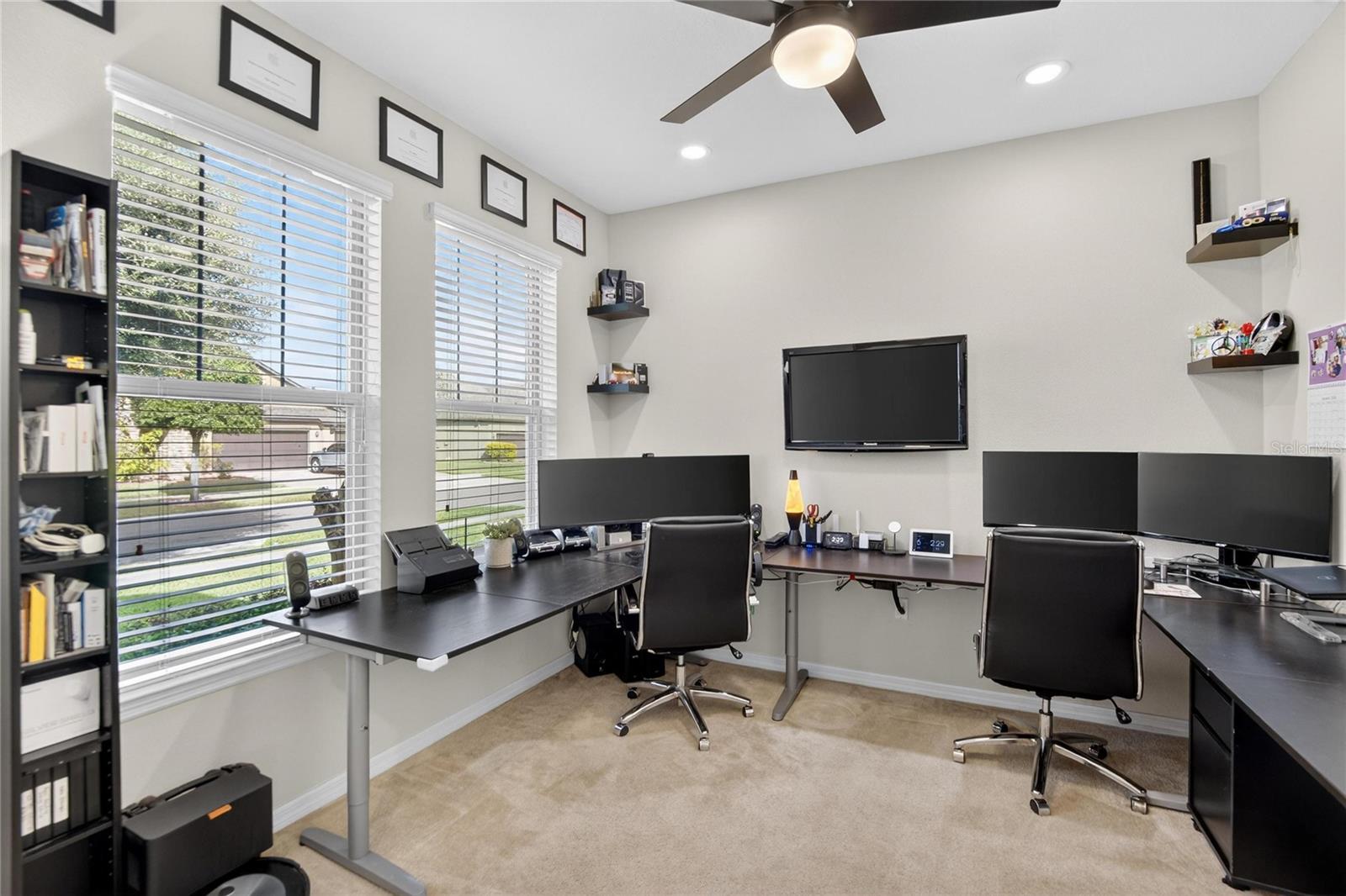 Listing photo id 8 for 10435 Alcon Blue Drive