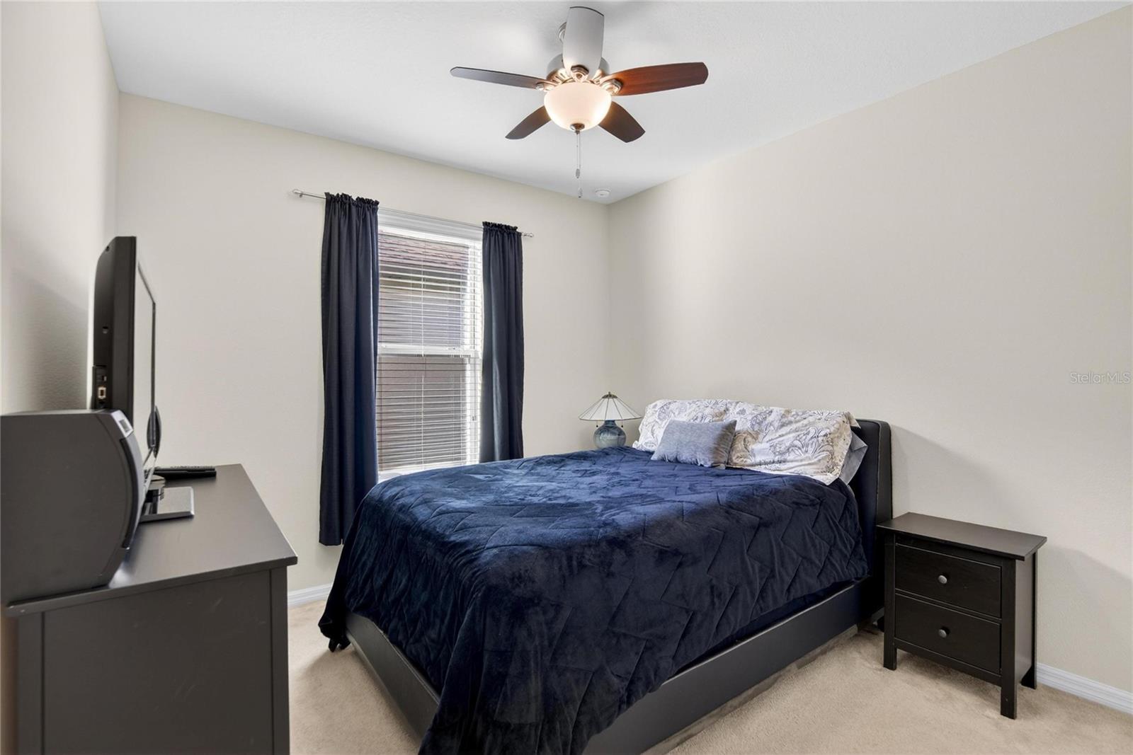 Listing photo id 14 for 10435 Alcon Blue Drive