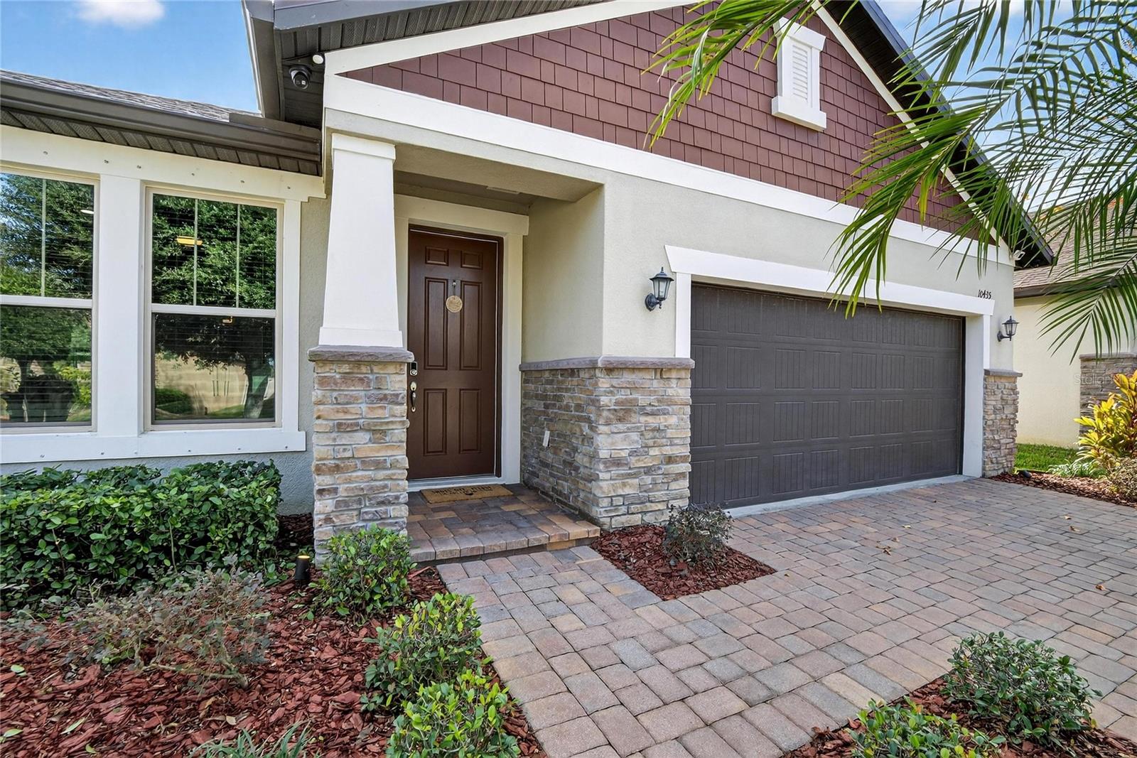 Listing photo id 3 for 10435 Alcon Blue Drive