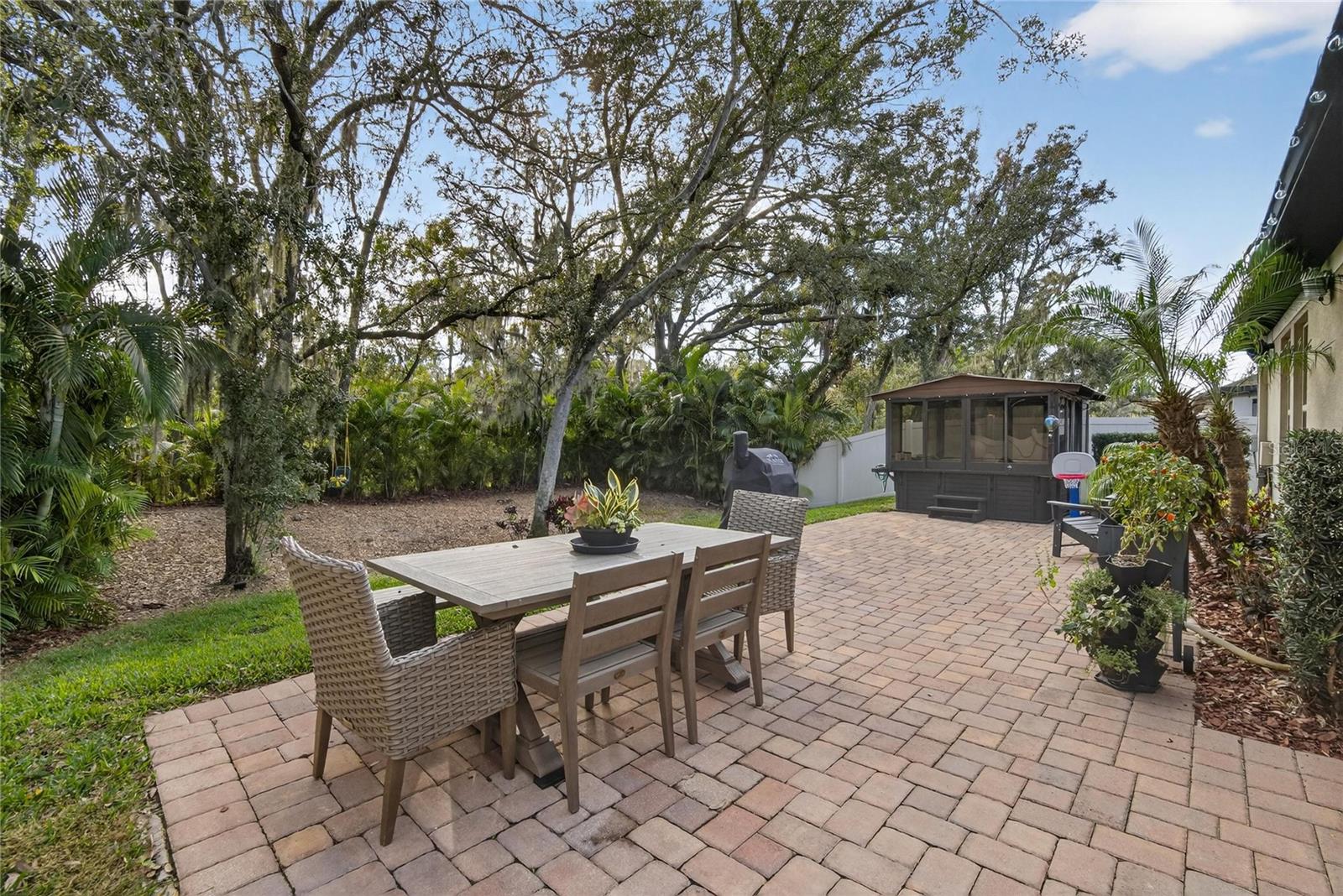 Listing photo id 53 for 10435 Alcon Blue Drive