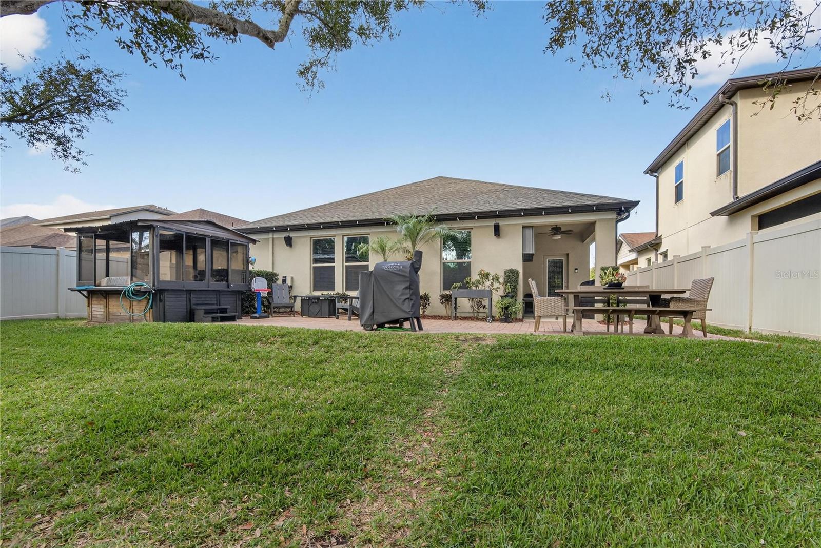 Listing photo id 59 for 10435 Alcon Blue Drive