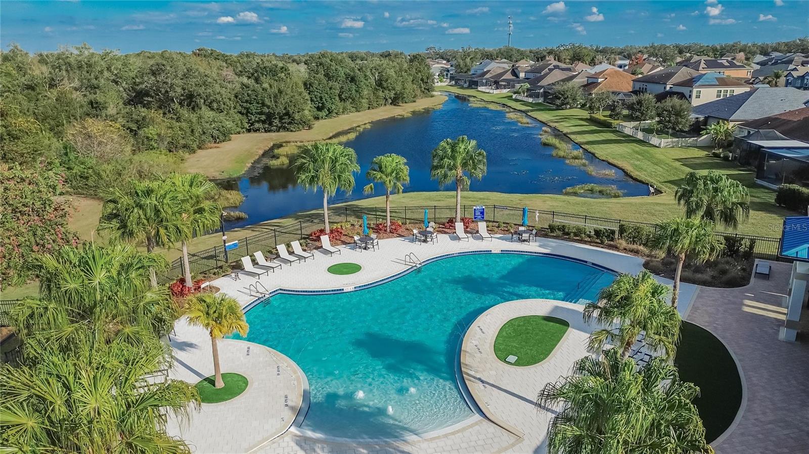 Listing photo id 63 for 10435 Alcon Blue Drive