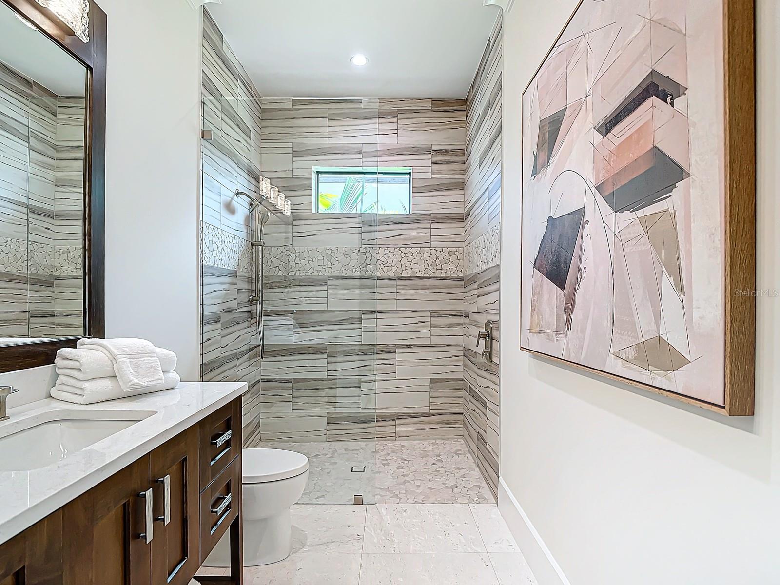 Image 55 of 91 For 14201 Bay Drive