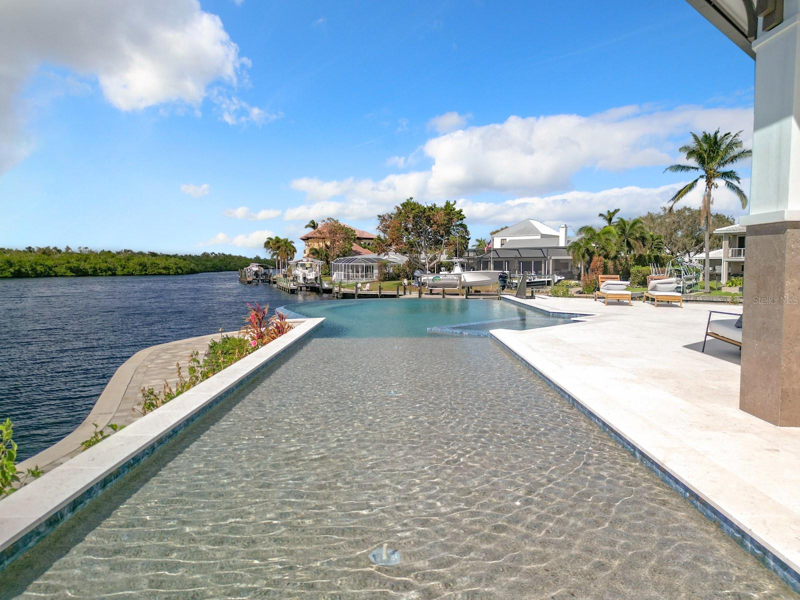 Image 78 of 91 For 14201 Bay Drive