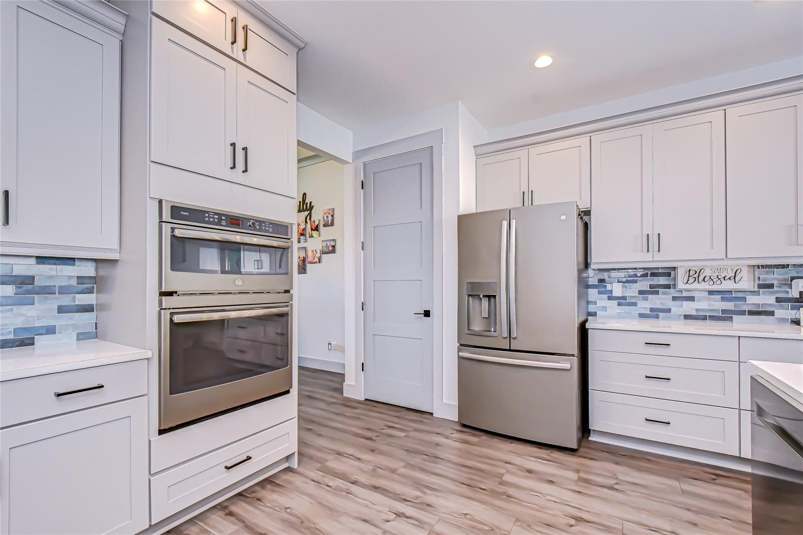 Image 10 of 32 For 1511 Oracle Drive