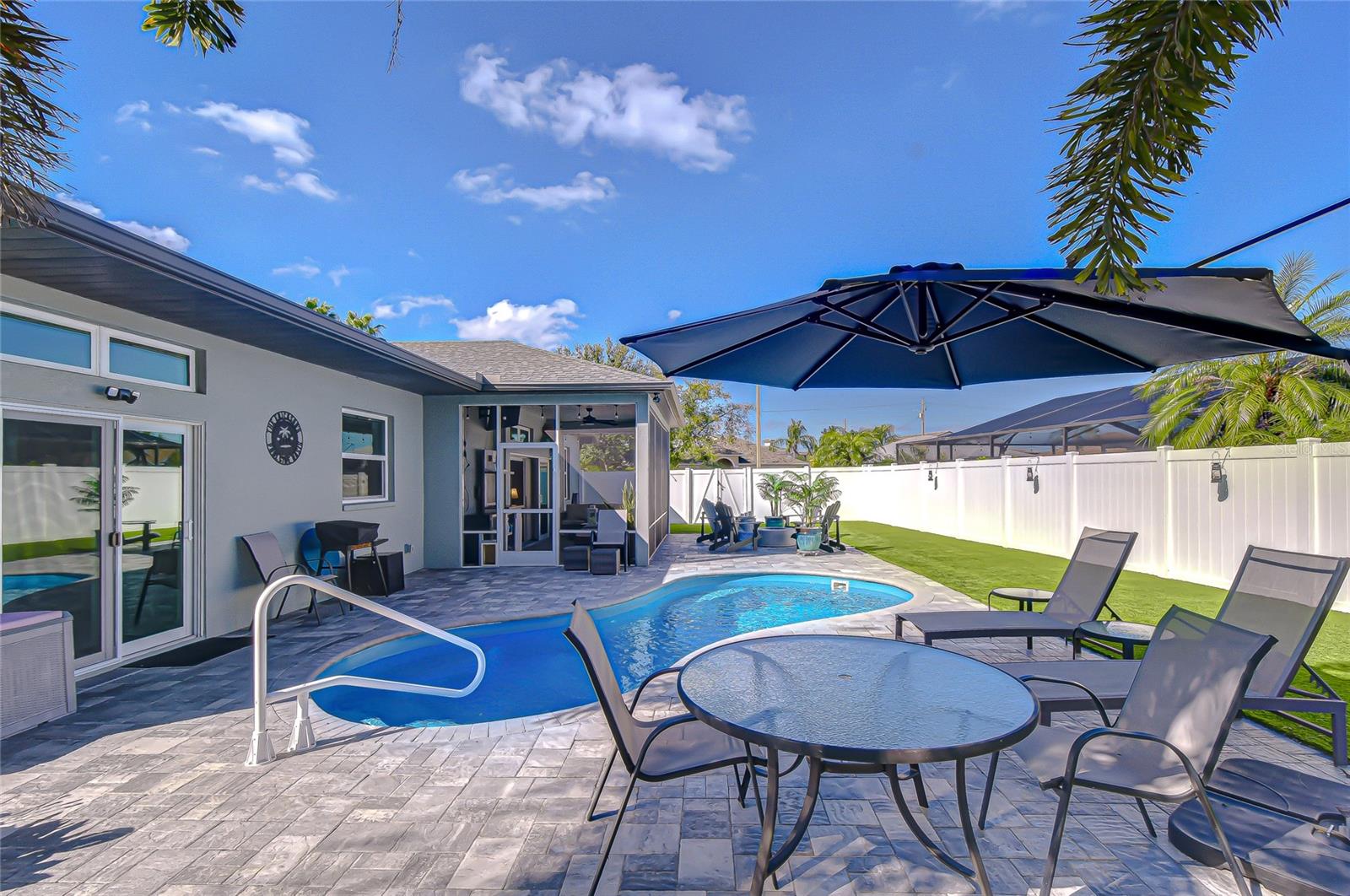 Image 24 of 32 For 1511 Oracle Drive