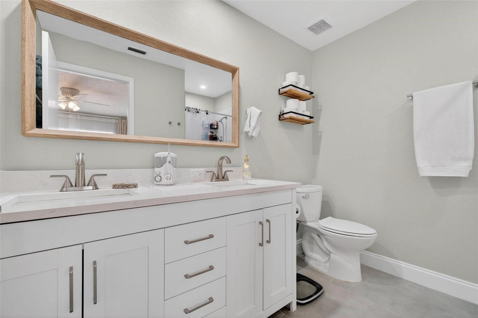 Image 19 of 28 For 1484 Cairn Court