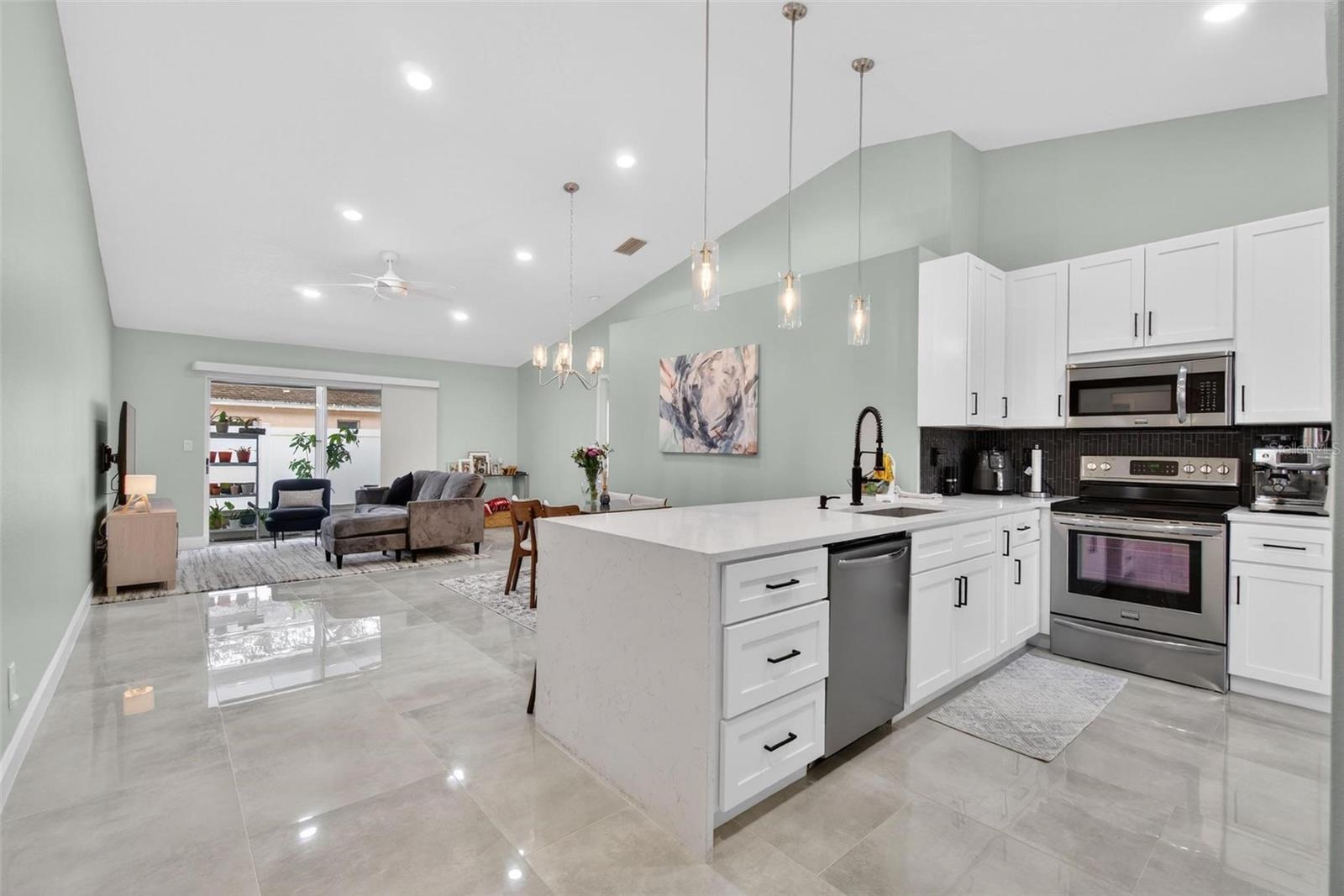 Image 3 of 28 For 1484 Cairn Court