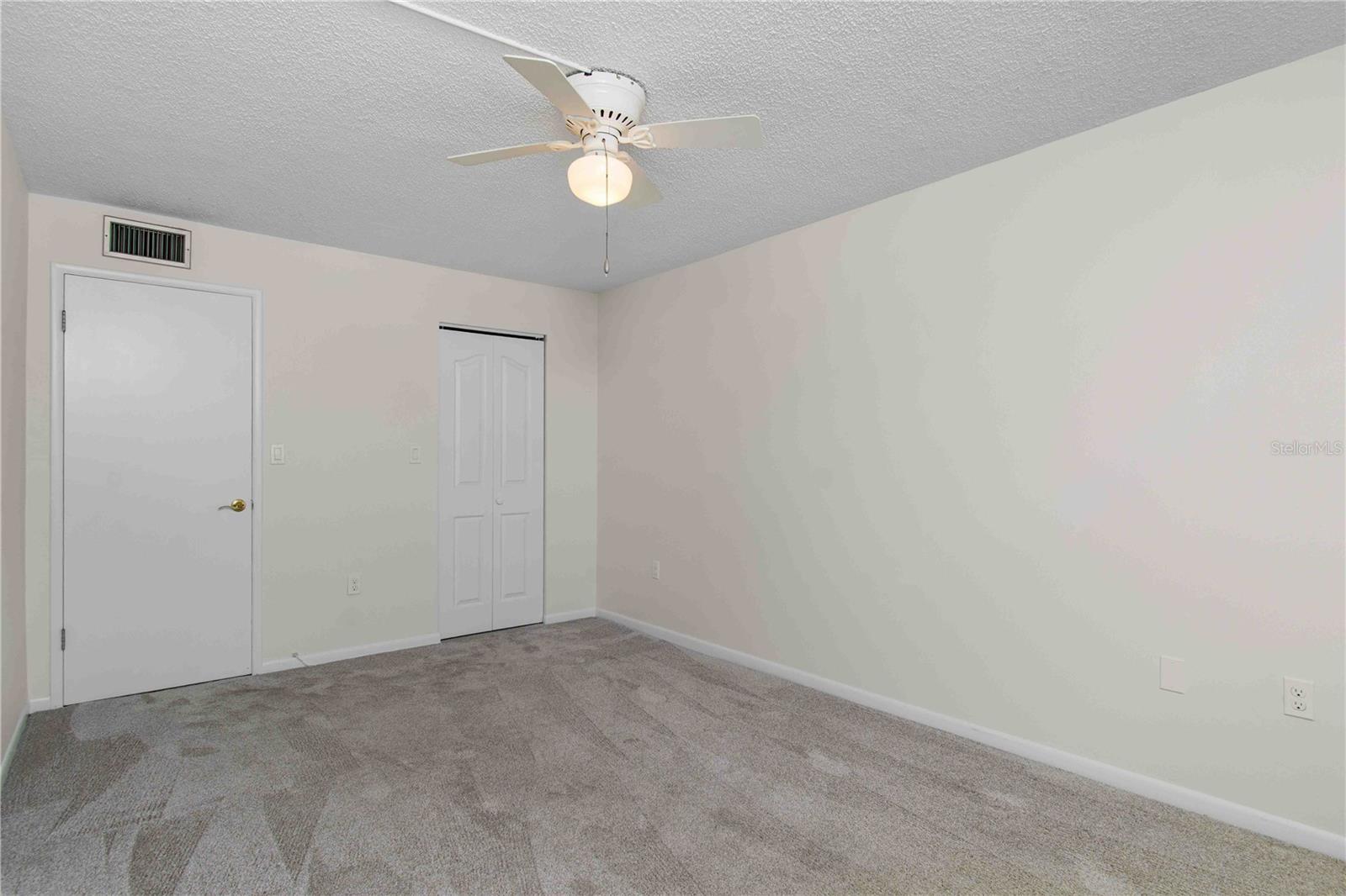 Image 24 of 57 For 5980 Shore Boulevard S 701