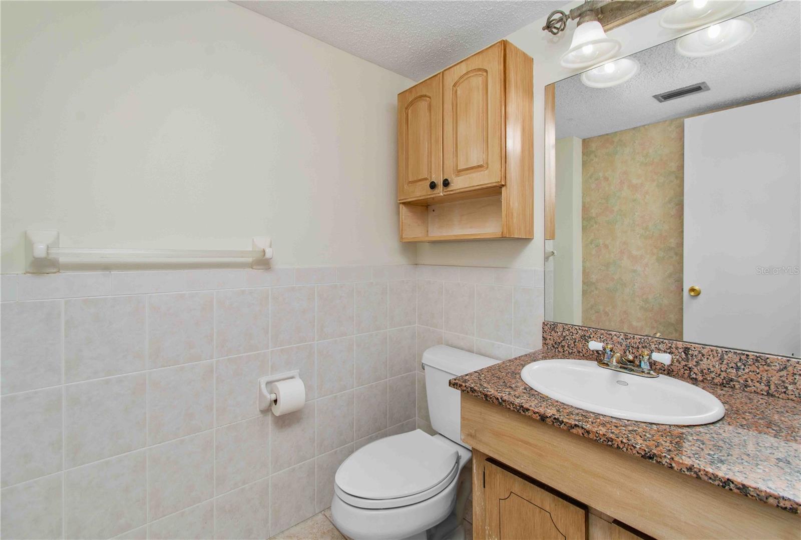 Image 26 of 57 For 5980 Shore Boulevard S 701