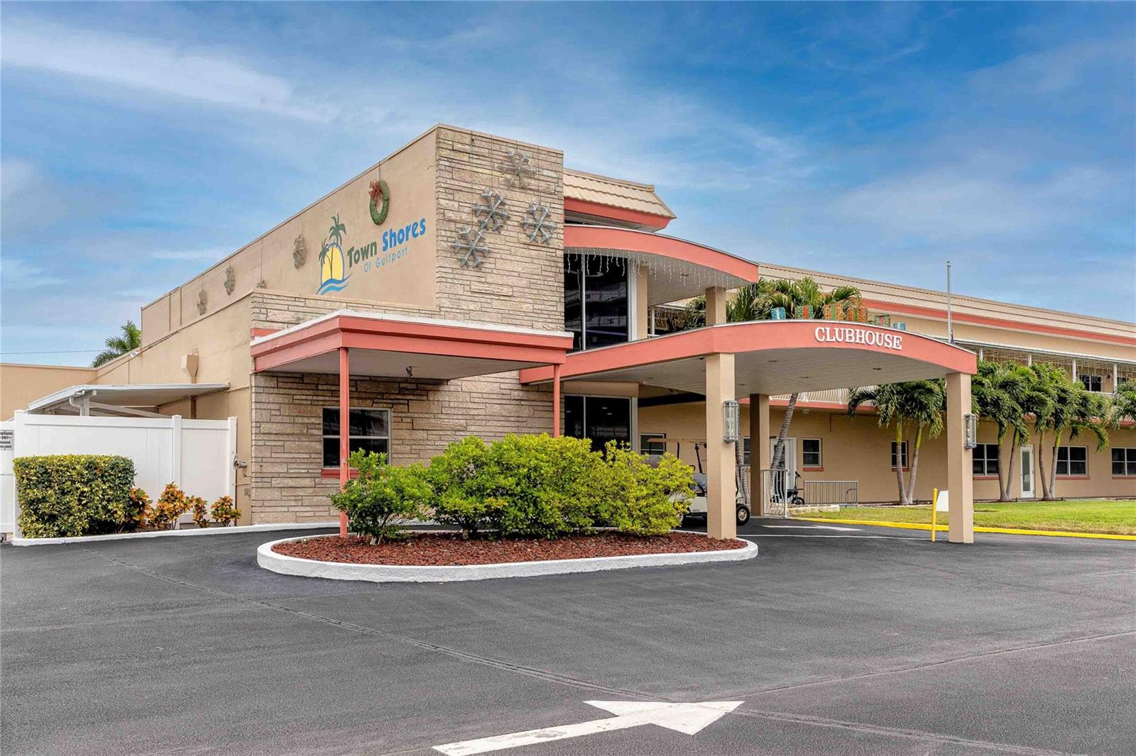 Image 44 of 57 For 5980 Shore Boulevard S 701