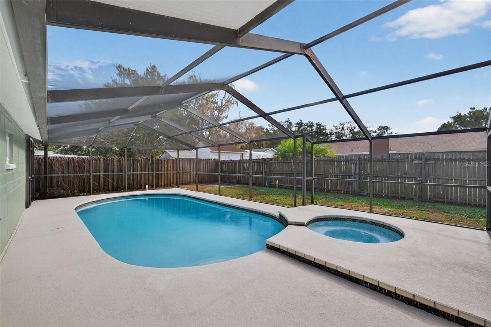 Image 34 of 45 For 3733 Coppertree Circle