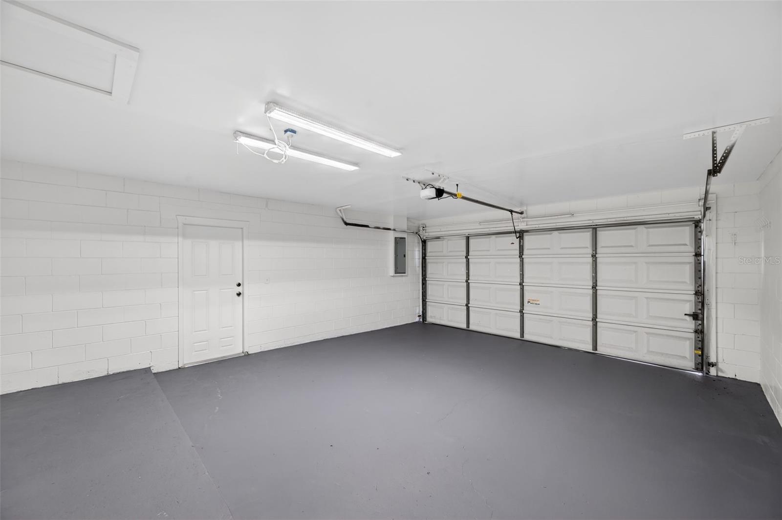 Image 40 of 45 For 3733 Coppertree Circle