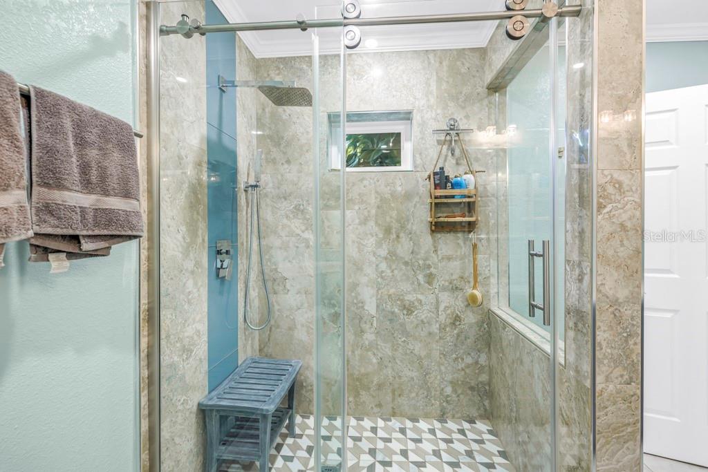 Image 21 of 32 For 5344 1st Avenue S