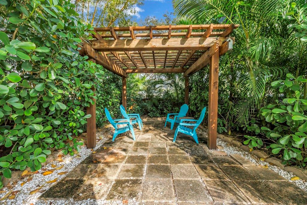 Image 28 of 32 For 5344 1st Avenue S