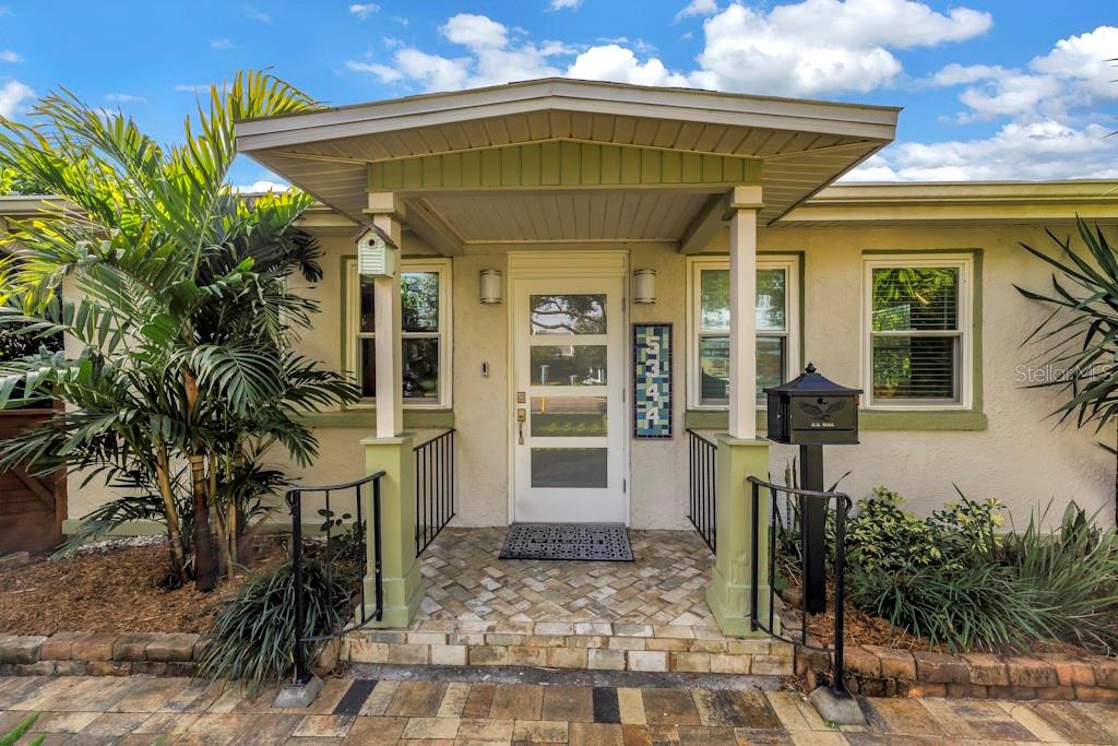 Image 4 of 32 For 5344 1st Avenue S