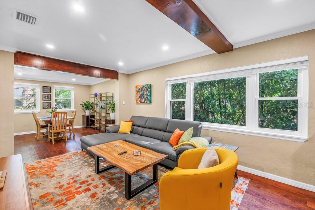 Image 9 of 32 For 5344 1st Avenue S