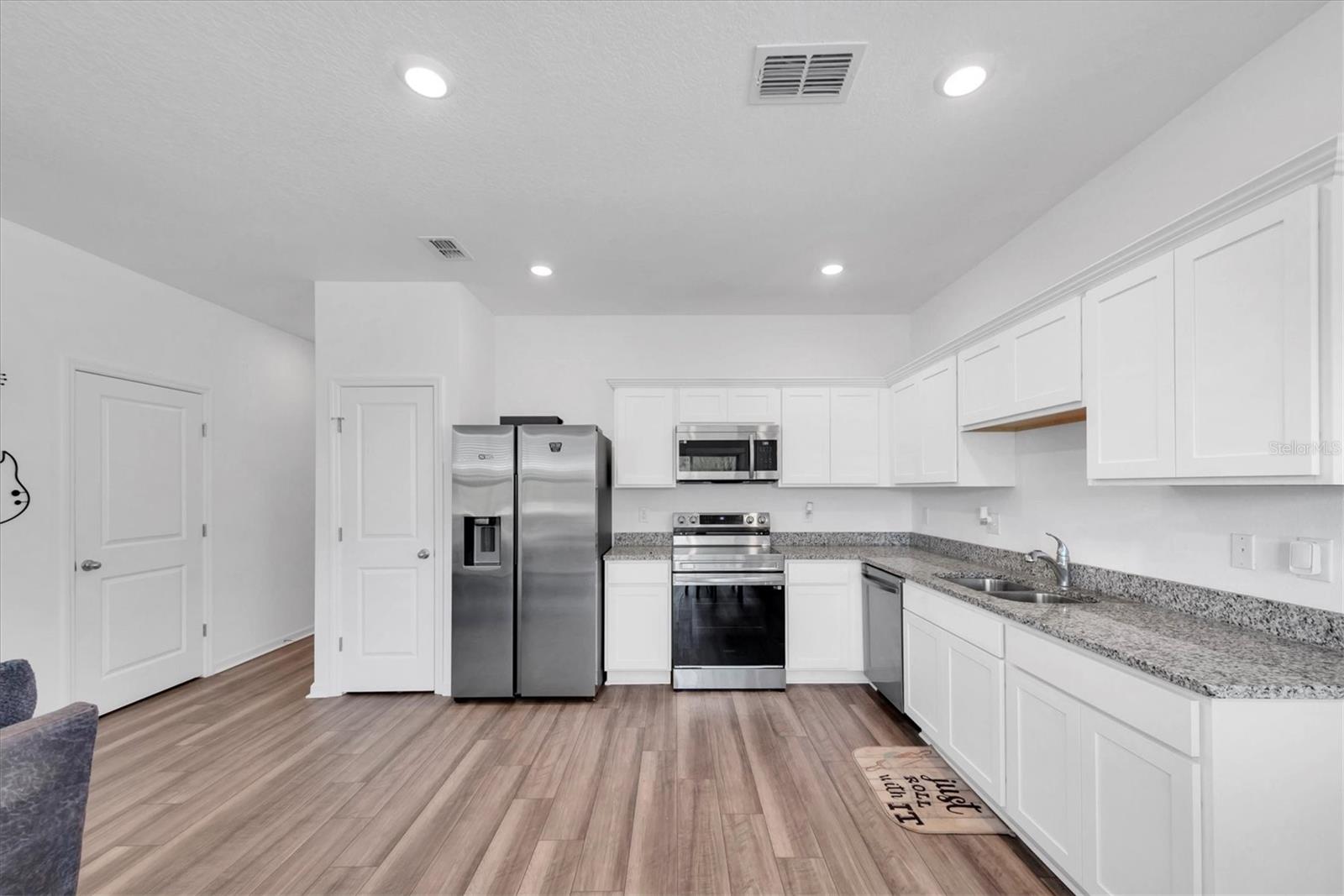 Image 12 of 36 For 6272 Bucket Court