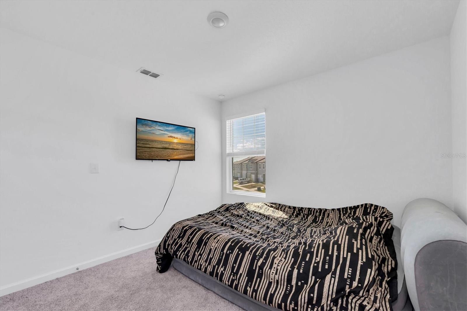 Image 19 of 36 For 6272 Bucket Court