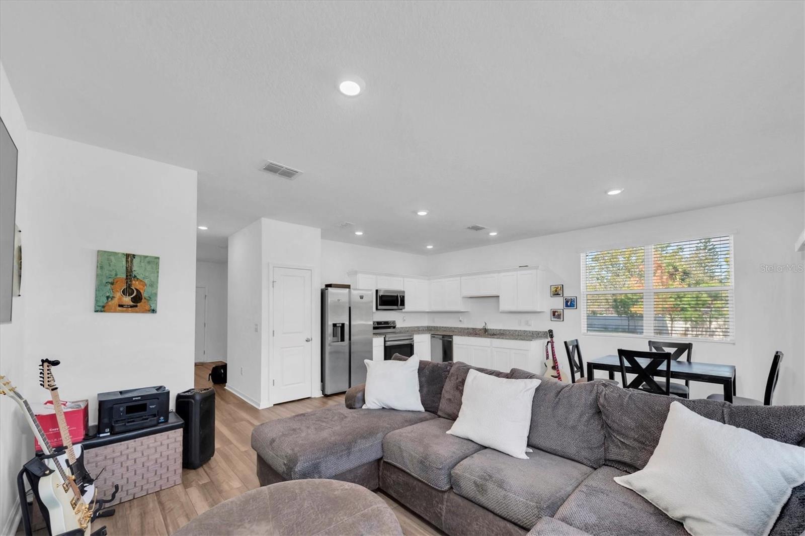 Image 8 of 36 For 6272 Bucket Court