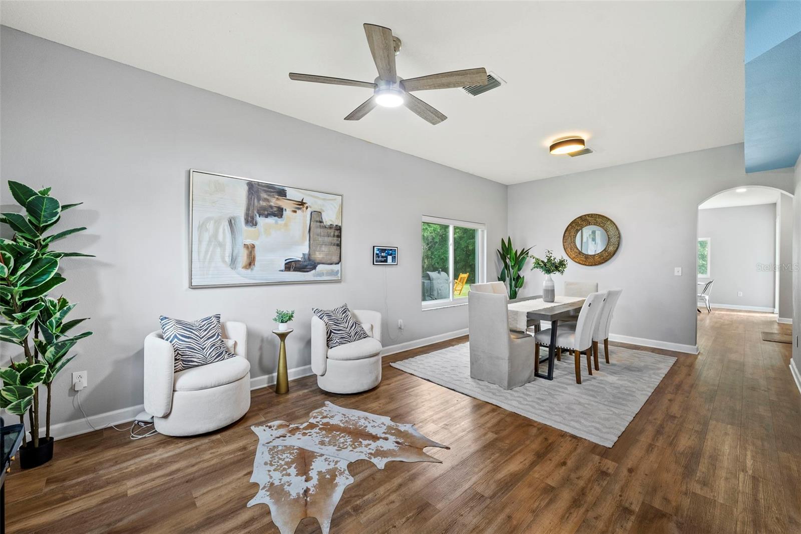 Image 18 of 63 For 25521 Bruford Boulevard