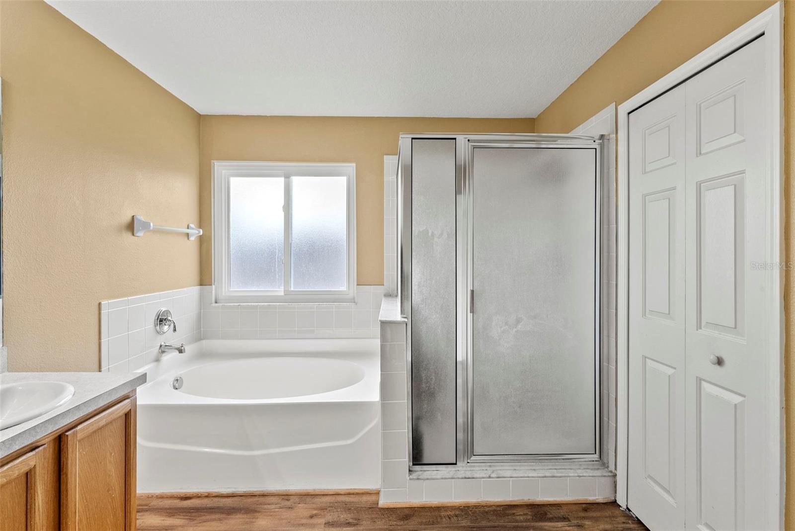 Image 29 of 63 For 25521 Bruford Boulevard