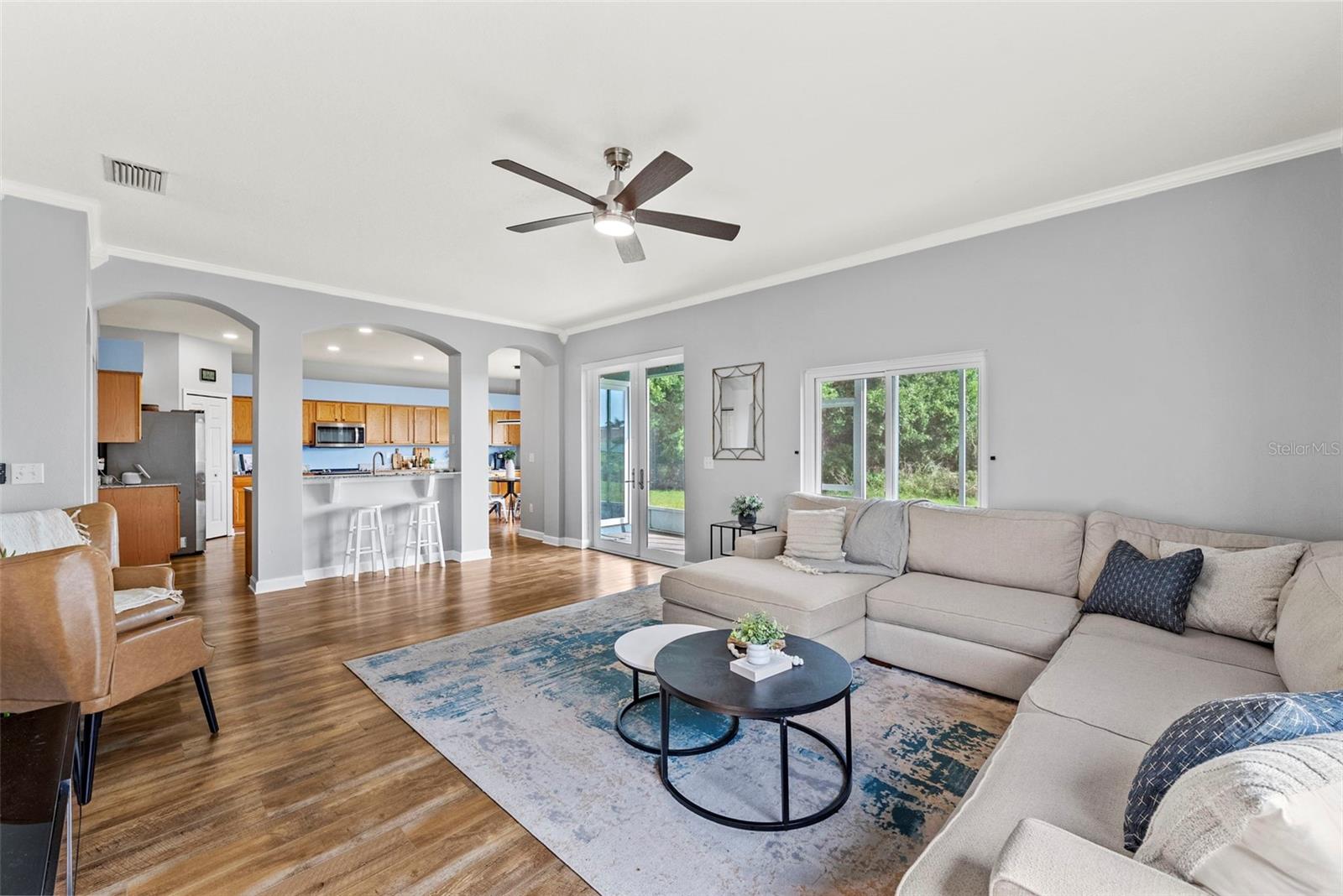 Image 9 of 63 For 25521 Bruford Boulevard