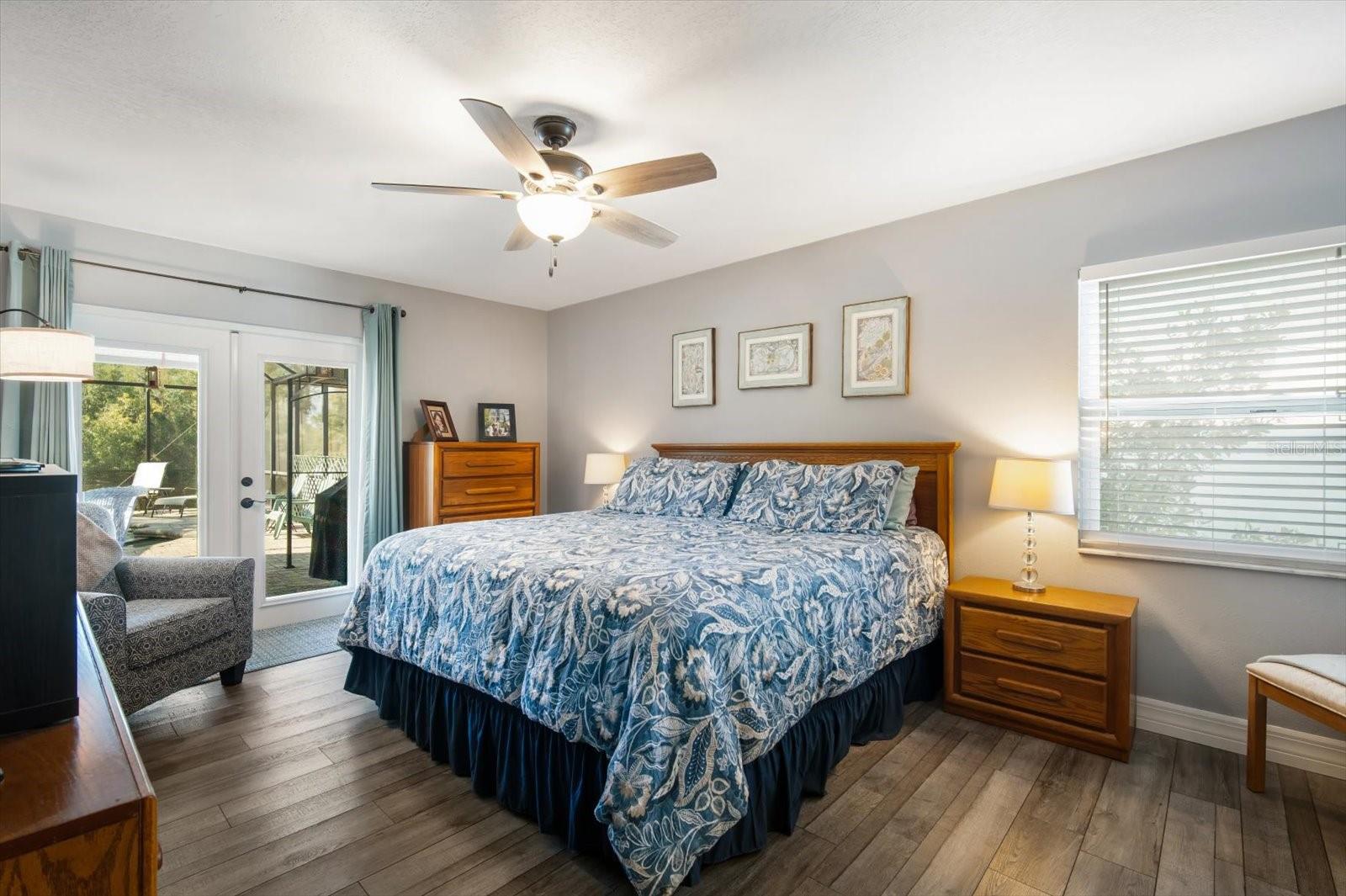 Image 10 of 27 For 16646 Vallely Drive