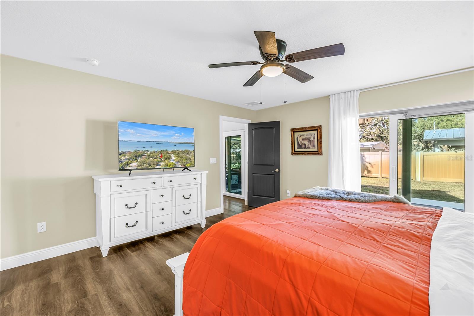 Image 16 of 57 For 8261 28th Avenue N