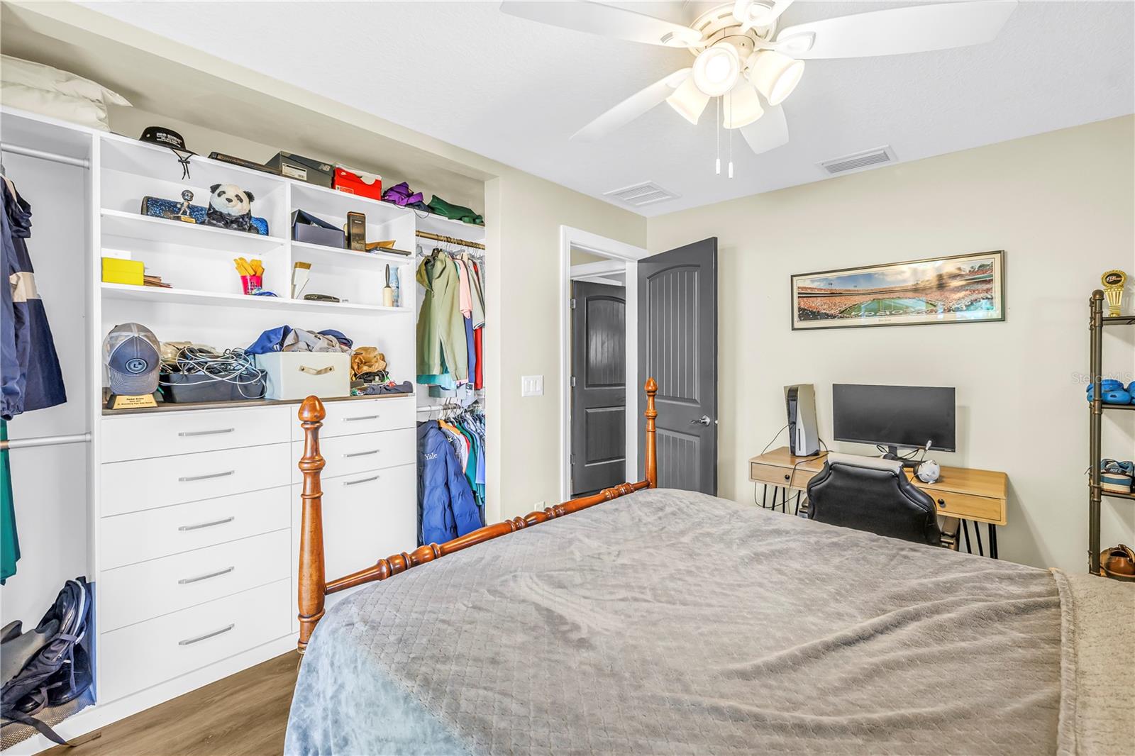 Image 28 of 57 For 8261 28th Avenue N