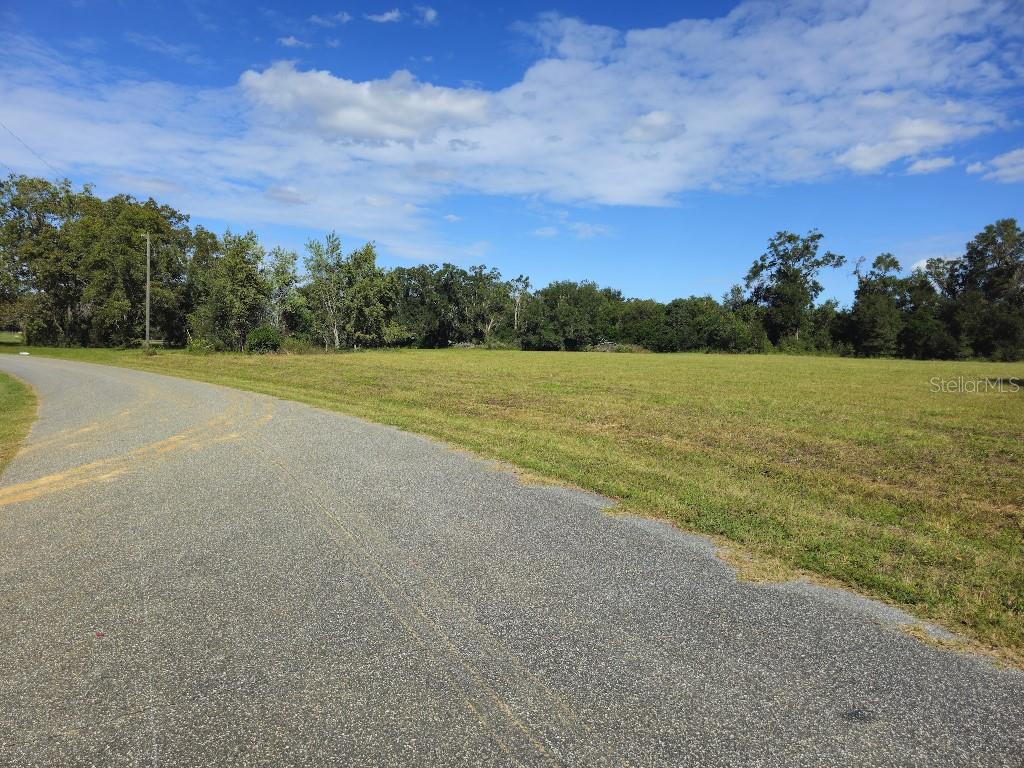 Image 5 of 14 For 0 Meadow View Court