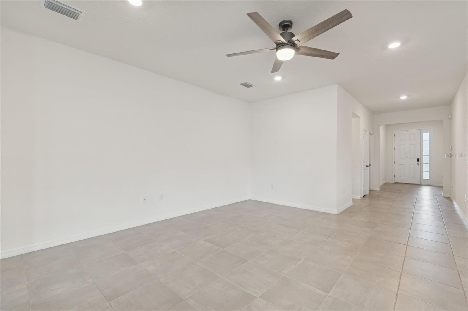 Image 16 of 59 For 7139 Steer Blade Drive