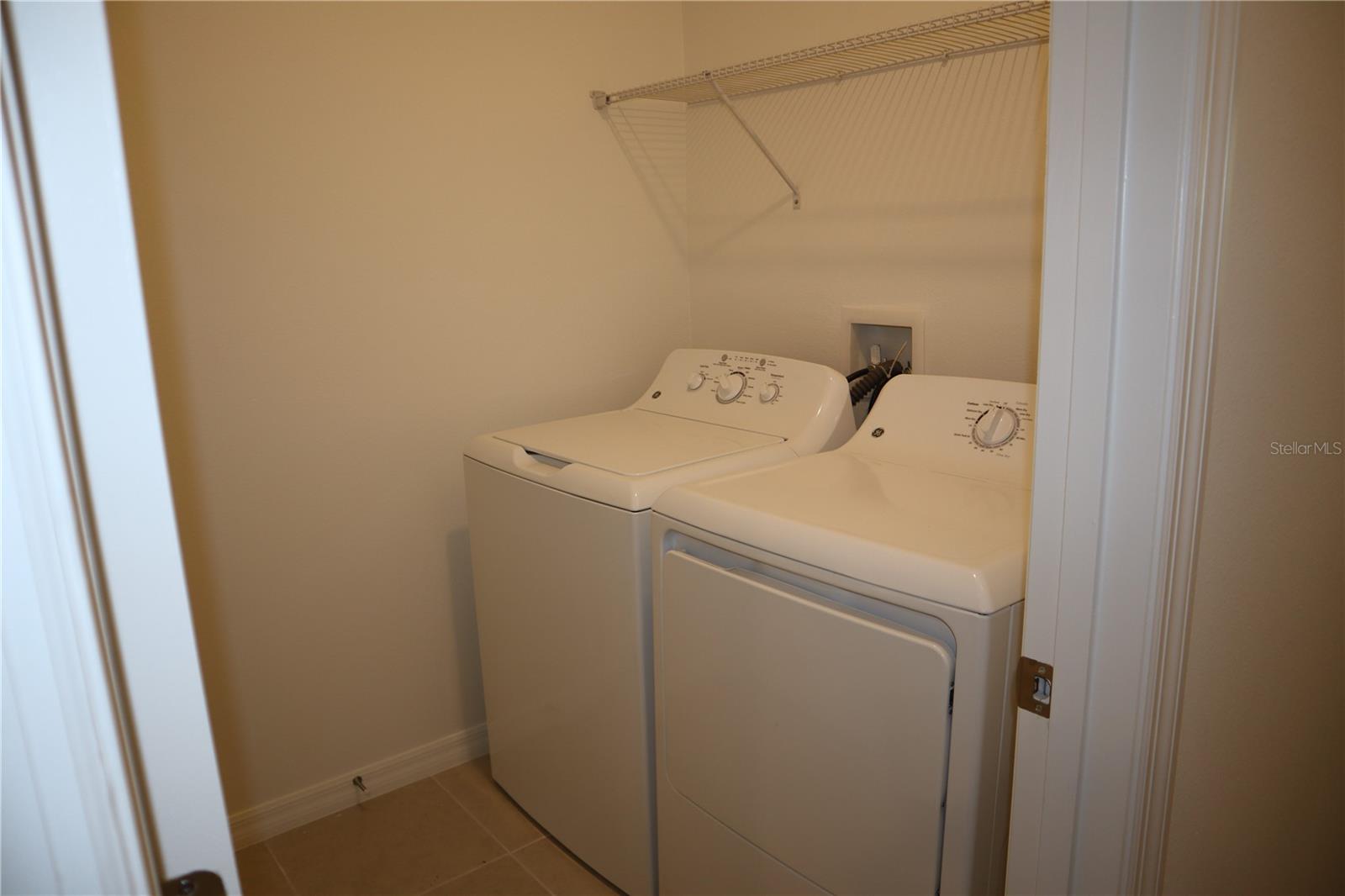 Image 19 of 23 For 3346 Lapis Lake Dr