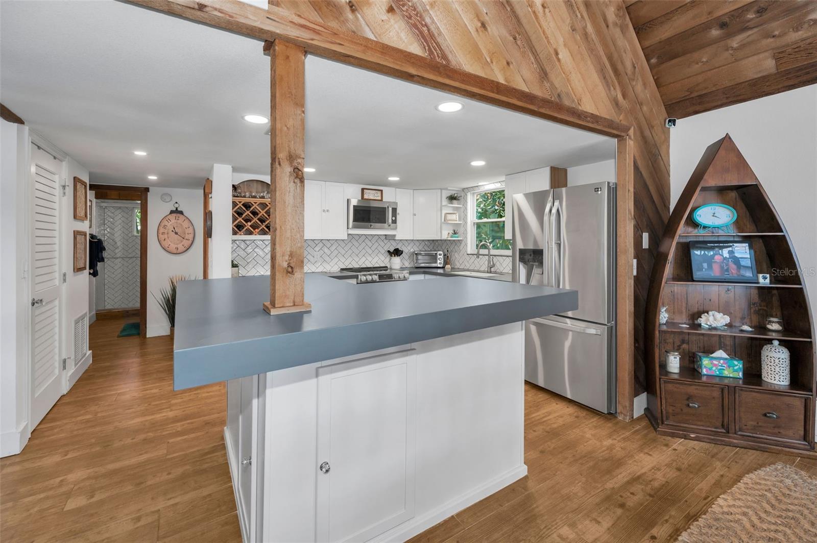 Image 21 of 84 For 16019 Chastain Road