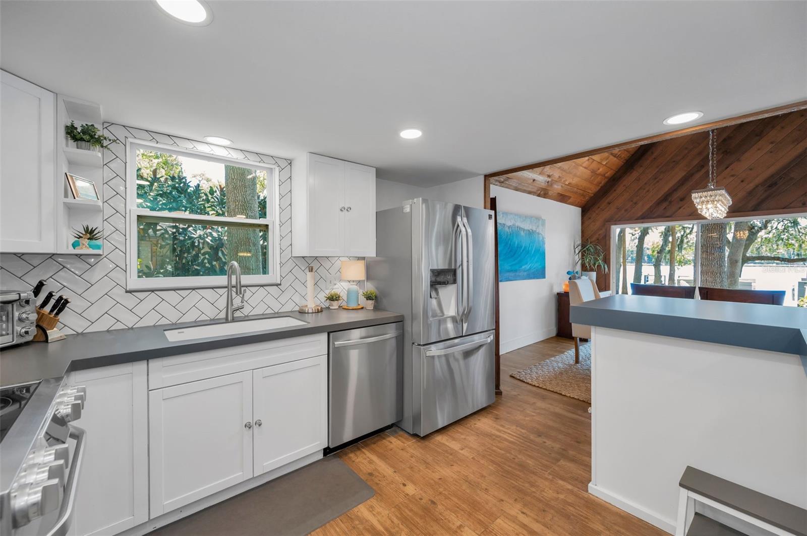 Image 25 of 84 For 16019 Chastain Road