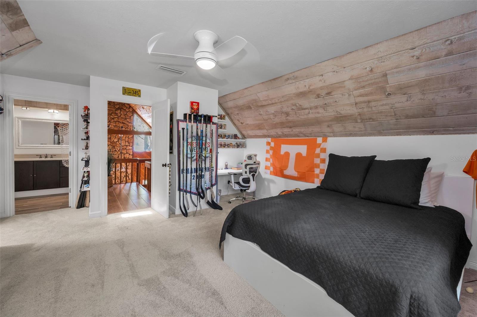 Image 38 of 84 For 16019 Chastain Road