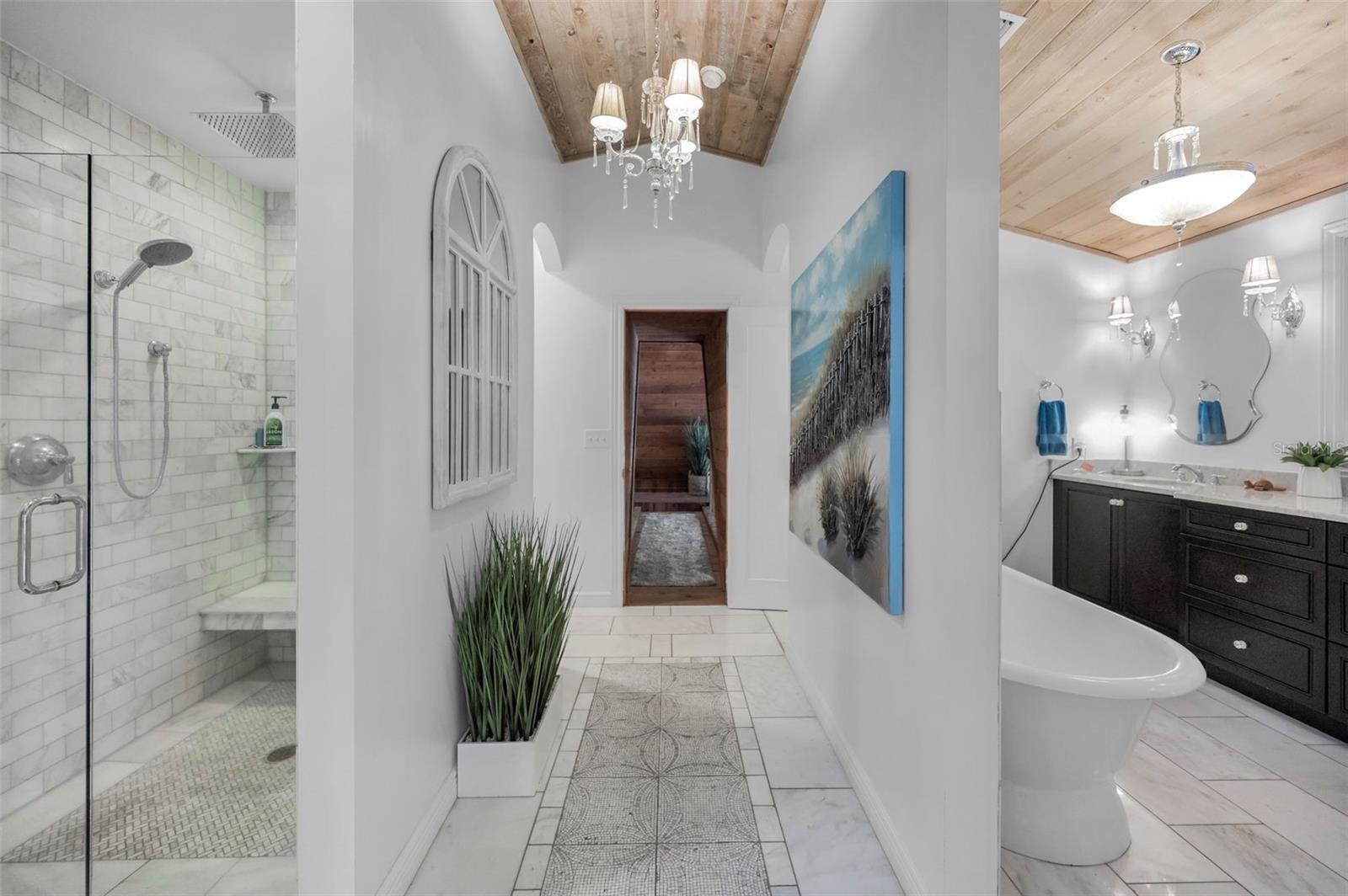 Image 44 of 84 For 16019 Chastain Road