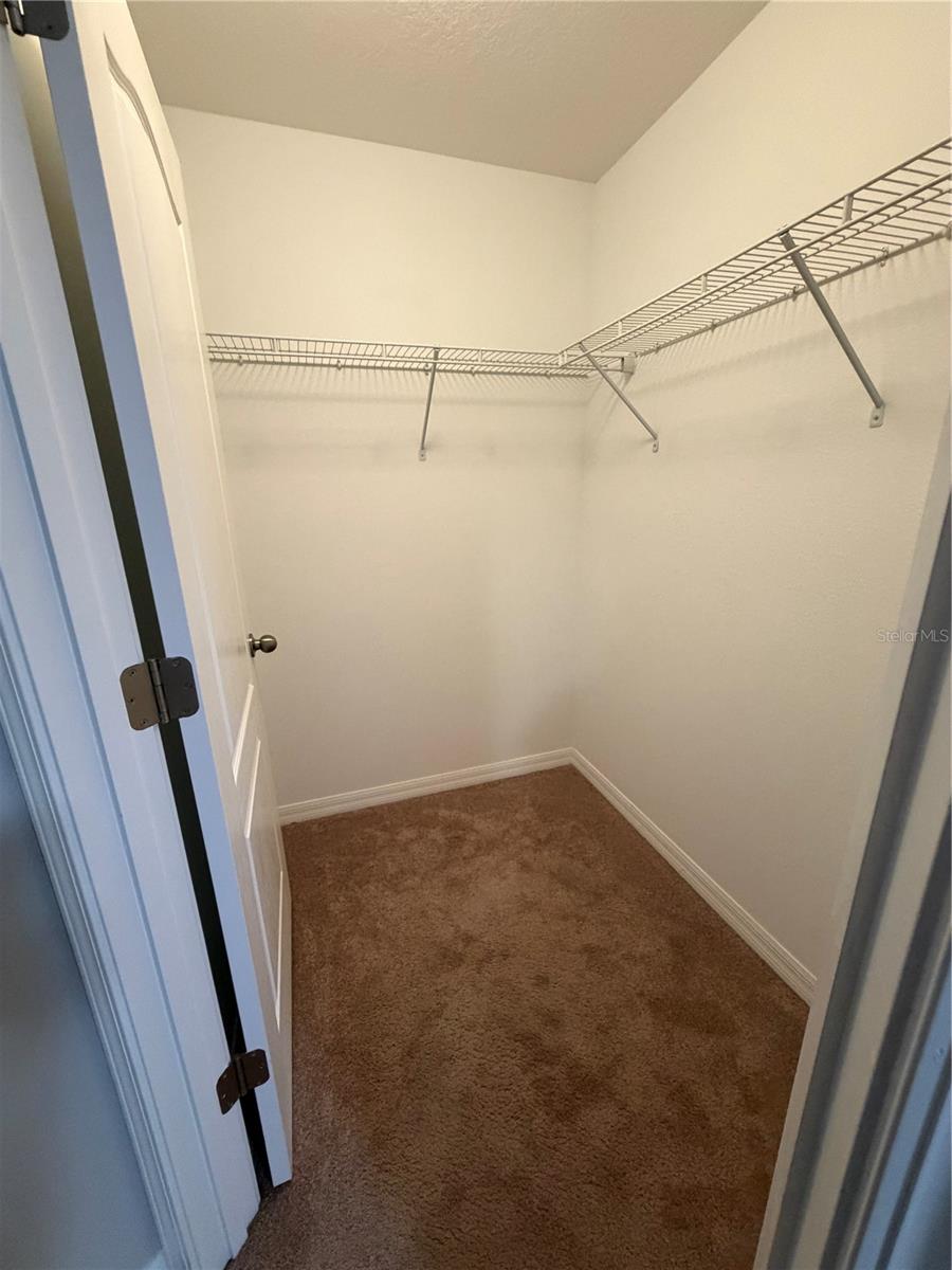 Image 9 of 13 For 2752 Hampton Green Lane