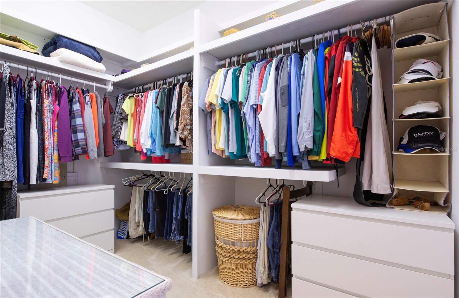 Listing photo id 36 for 5918 Bahama Shores Drive S