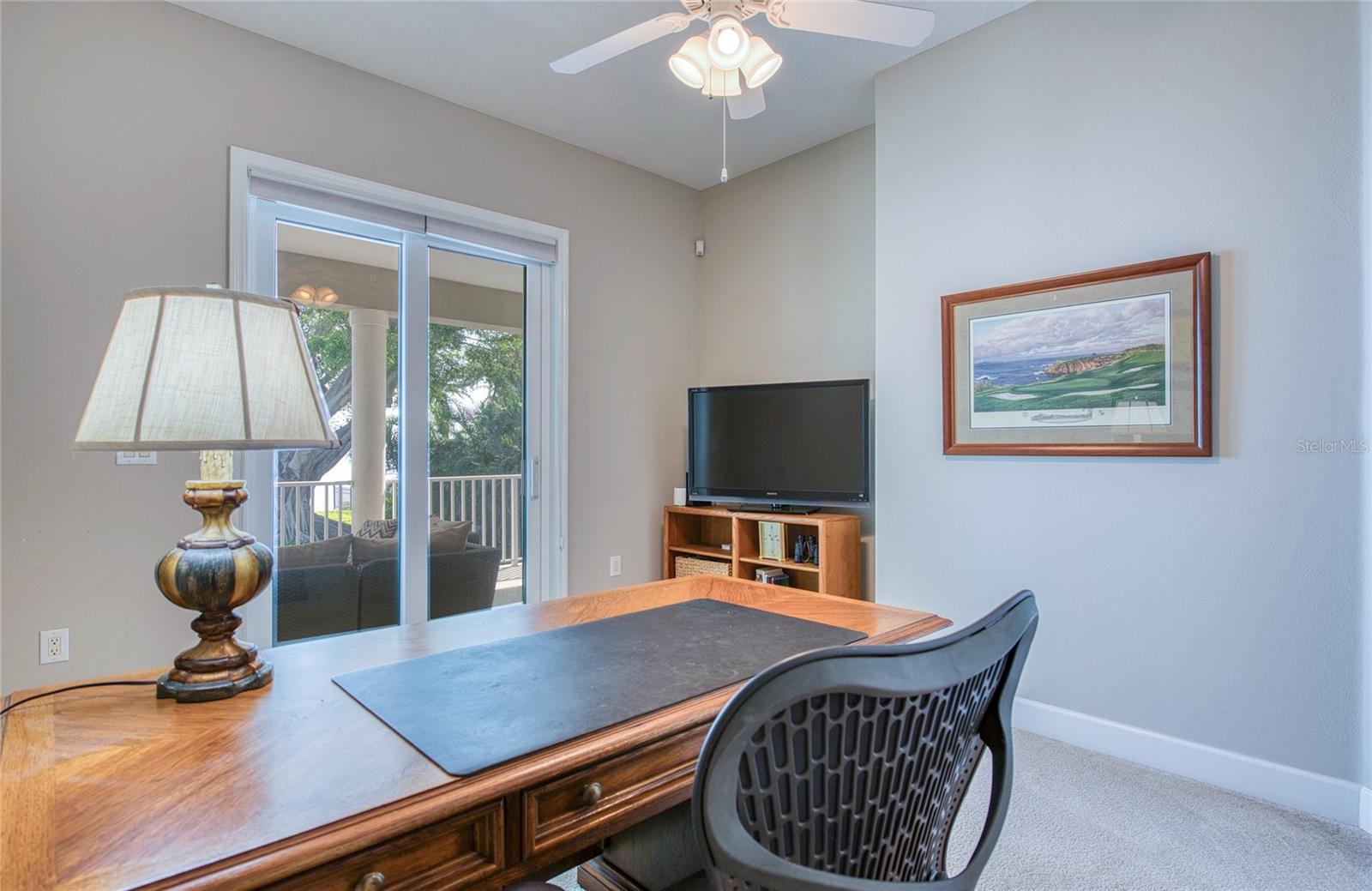 Listing photo id 66 for 5918 Bahama Shores Drive S