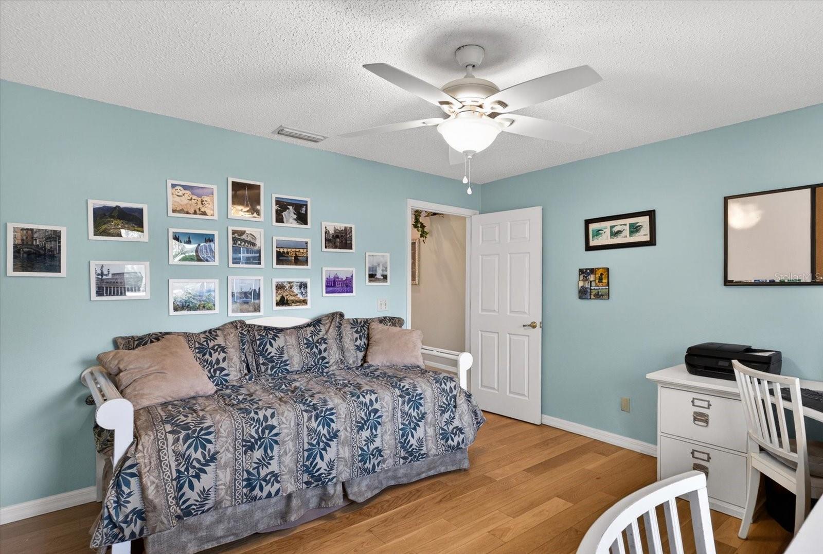 Image 27 of 33 For 4457 Glenbrook Drive