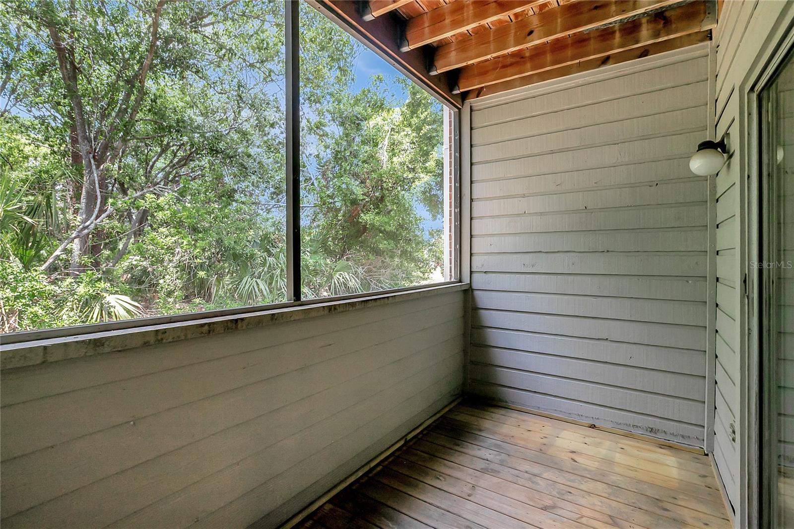 Image 10 of 29 For 1400 Gandy Boulevard N 1504