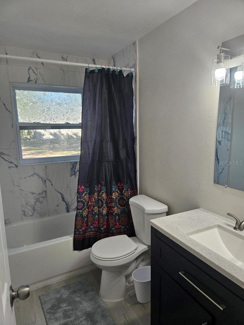 Image 11 of 19 For 1606 Lois Avenue