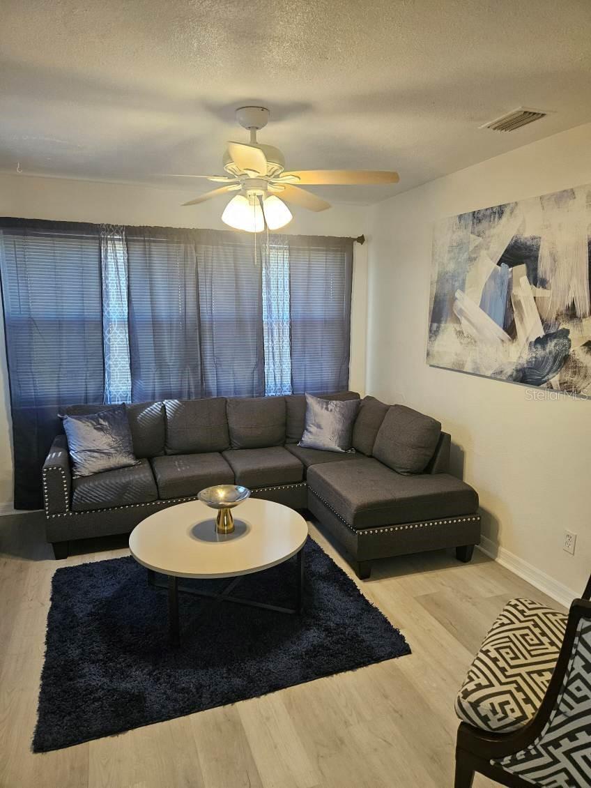 Image 6 of 19 For 1606 Lois Avenue