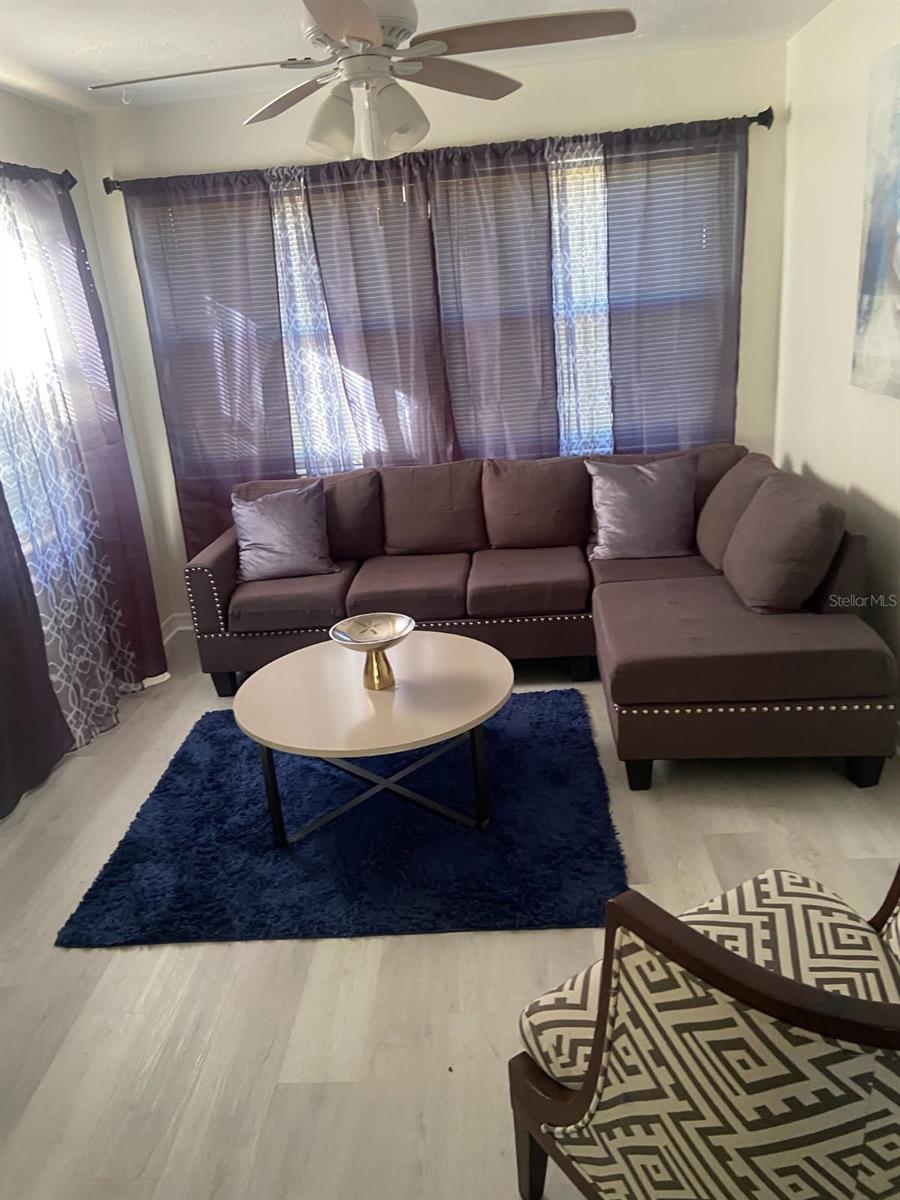 Image 7 of 19 For 1606 Lois Avenue