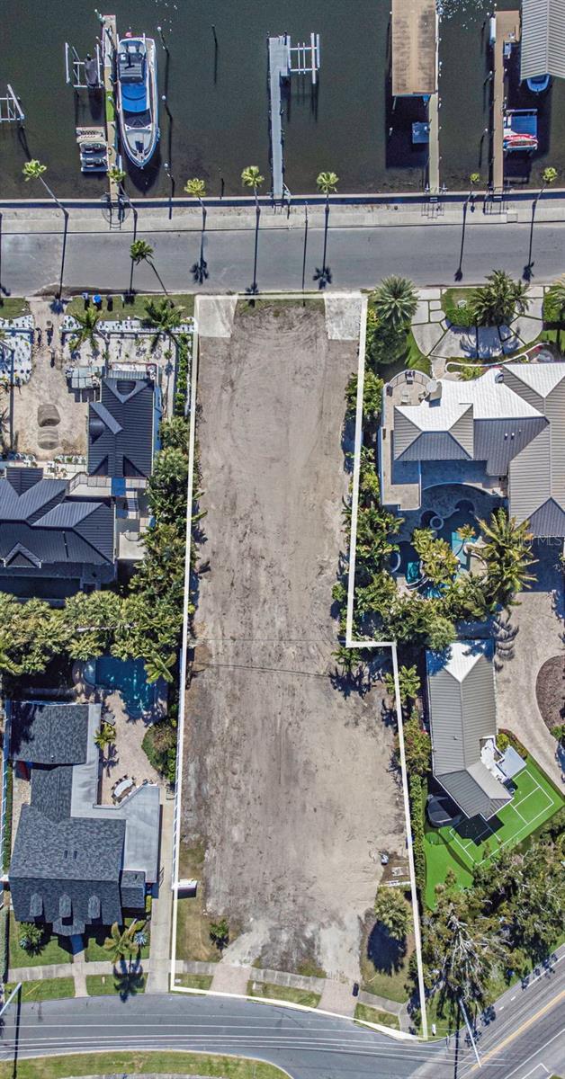 Image 32 of 53 For 140 Brightwaters Boulevard Ne