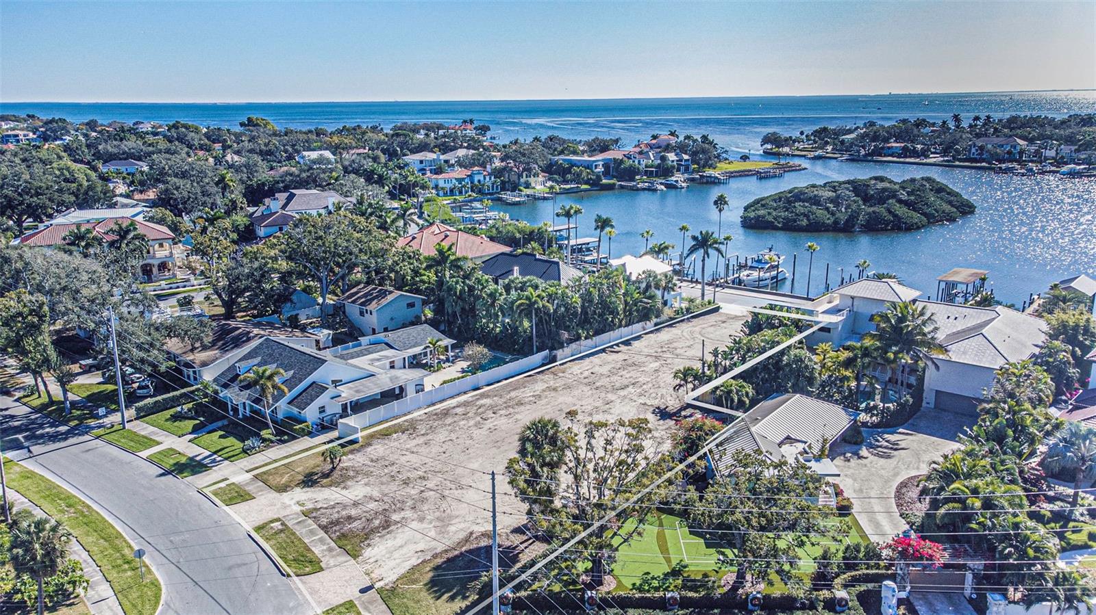 Image 45 of 53 For 140 Brightwaters Boulevard Ne